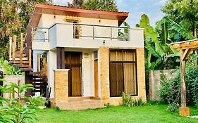 Golden Hour Tiny House Apartment Arusha Exterior photo