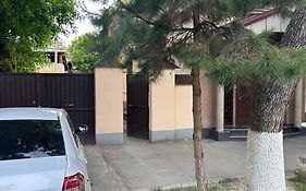 Apartamenty Na Ul Glinka Tashkent Exterior photo