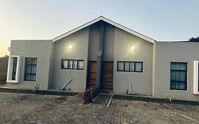 The Ultimate Lotus Apartment Manzini Exterior photo