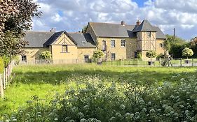 Appart' D'Hotes , Ch Et Gite Au Manoir De La Haute Pilais Hotel Chantepie Exterior photo