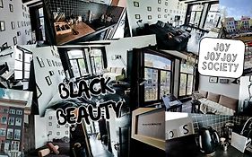 The Black Beauty Private Studio With Canal View Bed & Breakfast Amsterdam Exterior photo