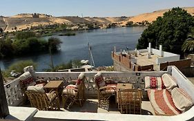 Seko Kato Nile View Hostel Aswan Exterior photo