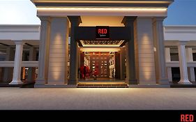 Radisson Red Phuket Patong Beach Hotel Exterior photo