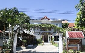 Moon'S House Luangprabang Hotel Exterior photo