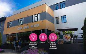 City Park Hotel By Chm Bila Tserkva Exterior photo