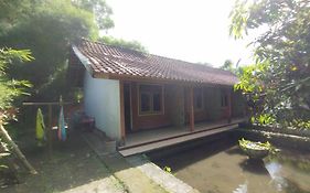 Spot On 93640 Dannis Homestay Near Musholla Al Istiqomah Terawangan Kotaraja Exterior photo