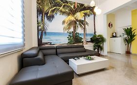 Designed Beach Apartments Tel Aviv Room photo