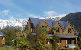 Fox Glacier Lodge Exterior photo