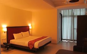 Ixora Suites Bangalore Room photo