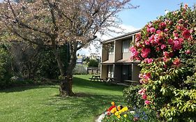 Fairway Motel & Apartments Wanaka Exterior photo