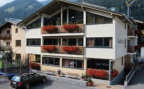 Apart Marienberg Aparthotel Lermoos Exterior photo