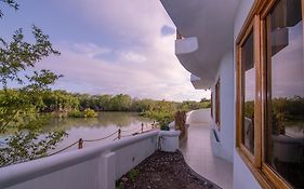 Lava Heron Galapagos Apartment Puerto Ayora  Exterior photo