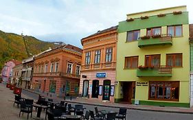 Aparthotel Pilvax Brasov Exterior photo