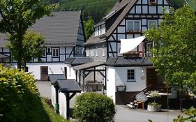 Gasthof Zur Post Hotel Schmallenberg Exterior photo