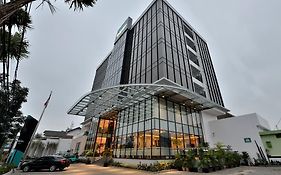 Hotel California Bandung Exterior photo