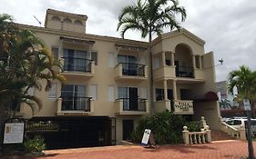 Villa Vaucluse Apartments Cairns Exterior photo