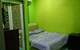 Homestay Izzahrah Arau Unifi, Fully Aircond Exterior photo