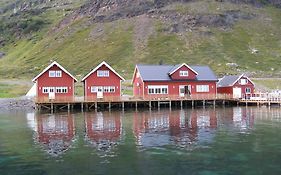 Sarnes Seaside Cabins Honningsvag Exterior photo