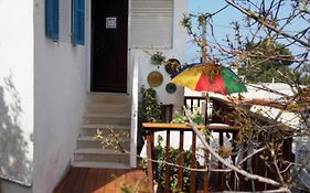 The Artist'S House Overlooking The Bay Of Haifa Apartment Exterior photo