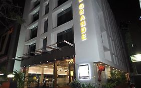 Le Grande Residency -Unmarried Couples Are Not Allowed Hotel Ahmedabad Exterior photo