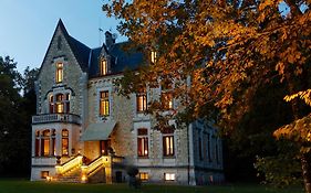 Chateau La Thuiliere Bed & Breakfast Saint-Front-de-Pradoux Exterior photo