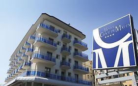 Hotel Croce Di Malta Lido di Jesolo Exterior photo