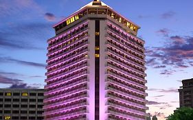 Dusit Thani Bangkok Hotel Exterior photo