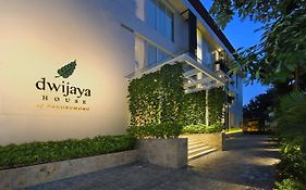 Dwijaya House Of Pakubuwono Aparthotel Jakarta Exterior photo