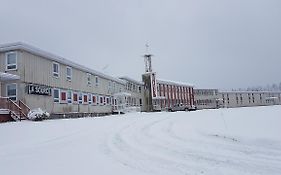 Domaine St-Viateur Hostel Amos Exterior photo