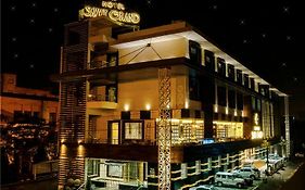 Hotel Savvy Grand Lucknow Exterior photo