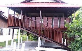 Rumah Kurnia Villa Kangar Exterior photo