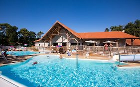 Camping Officiel Siblu Domaine De Soulac Hotel Exterior photo