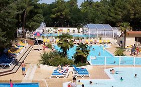 Camping Officiel Siblu Le Bois Dormant Hotel Saint-Jean-de-Monts Exterior photo