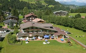 Alpenhotel Landhaus Kuechl Kirchberg in Tirol Exterior photo