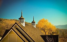 Hounds Tooth Inn Oakhurst Exterior photo