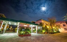 Mesasa Garden Motel Hualien City Exterior photo