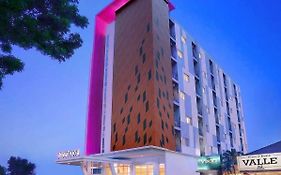 Favehotel Simpang Lima - Semarang Exterior photo