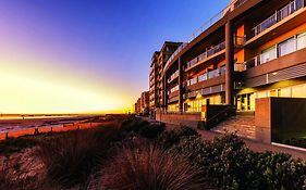 Oaks Glenelg Plaza Pier Suites Adelaide Exterior photo