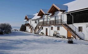 Geinberg Suites & Via Nova Lodges Polling im Innkreis Exterior photo