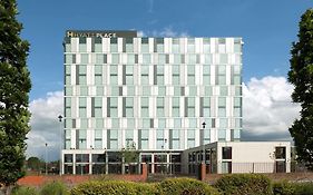 Hyatt Place West London Hayes Hotel Hayes  Exterior photo