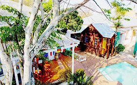 Homebase Melville Backpackers Johannesburg Exterior photo