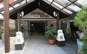 Central Hotel Saint-Denis Exterior photo