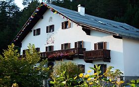 Yoga Resort Alpenretreat Nassereith Room photo