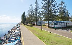 Nrma Port Macquarie Breakwall Holiday Park Hotel Exterior photo