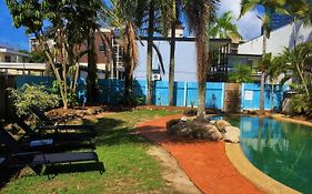 Reef Backpackers Hostel Cairns Exterior photo