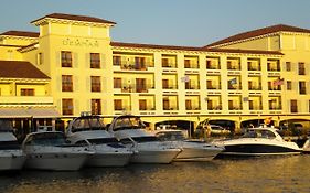 Delamar Greenwich Harbor Hotel Exterior photo