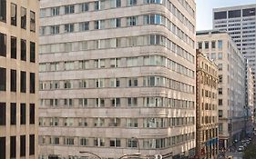 Renaissance Montreal Downtown Hotel Exterior photo