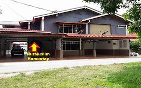 Nur Muslim Homestay At Kota Bharu Exterior photo