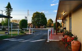 Big4 Toowoomba Garden City Holiday Park Hotel Exterior photo