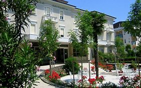 Hotel Britannia Cesenatico Exterior photo